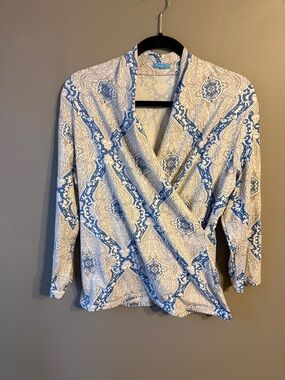 McLaughlin Catalina Cloth Faux Wrap Top. Blue/White. Size XL